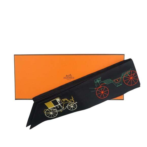 HERMES Black Silk Scarf - Picture 4 of 5